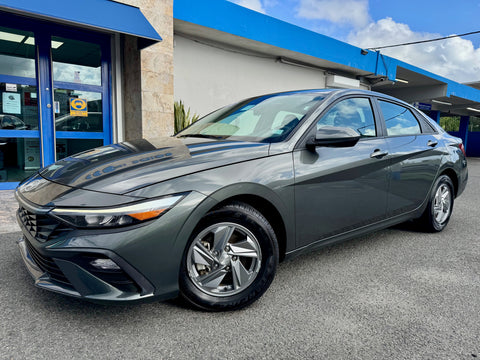 Hyundai Elantra / 2024