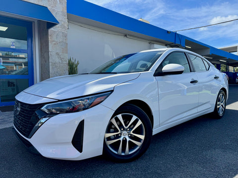 Nissan Sentra / 2024