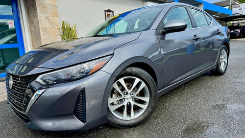 Nissan Sentra / 2024