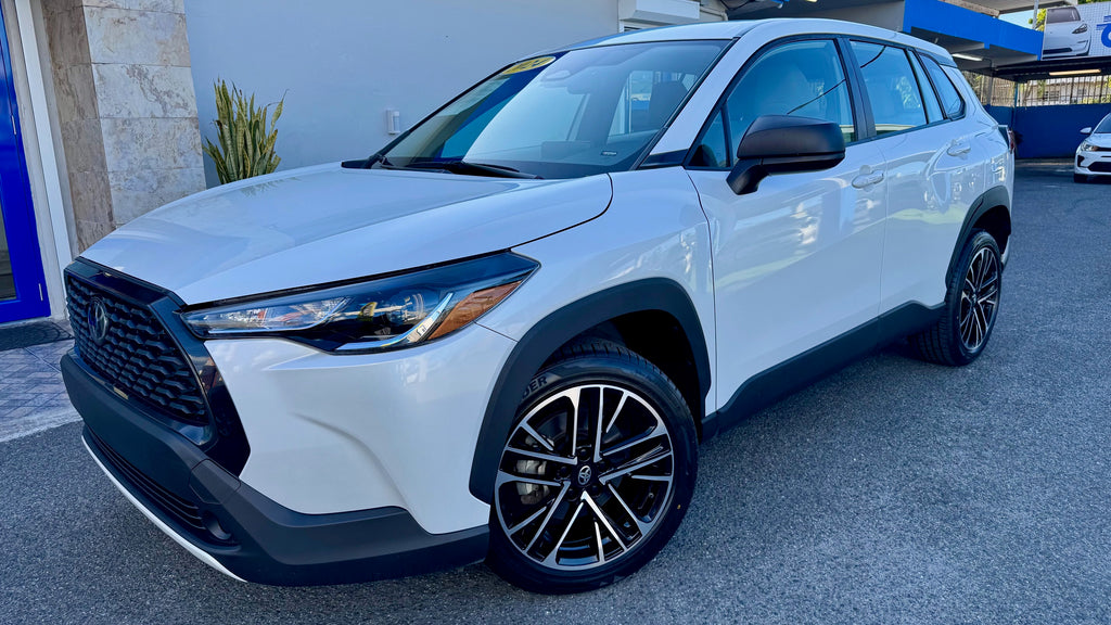 Toyota Corolla Cross / 2024