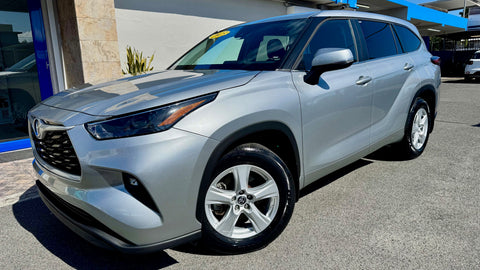 Toyota Highlander / 2023