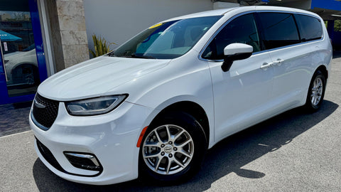 Chrysler Pacifica / 2023
